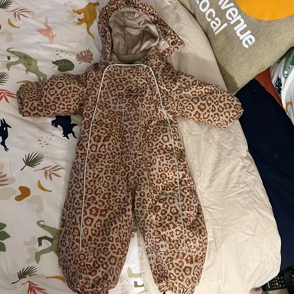 Kuling snowsuit